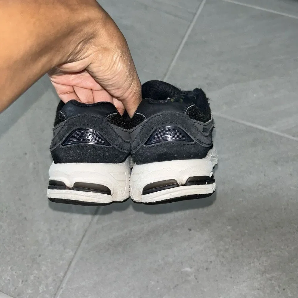 New Balance lace up